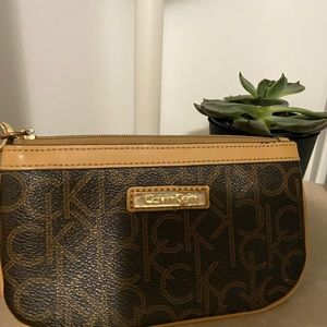 CALVIN KLEIN wallet✨